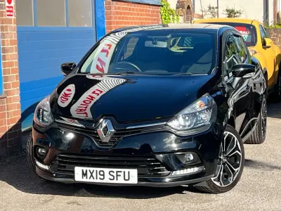 Used Renault Clio Iconic 110 HP (80 kW) 2019 Black Hatchback