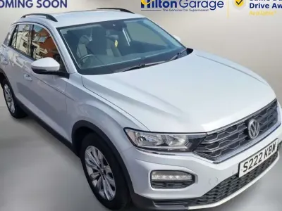 Usado VW T-Roc SE 150 CV (110 kW) 2020 Plateado SUV
