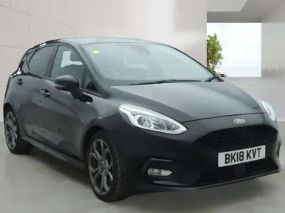 Usado Ford Fiesta ST-Line 100 HP (73 kW) 2018 Preto Citadino