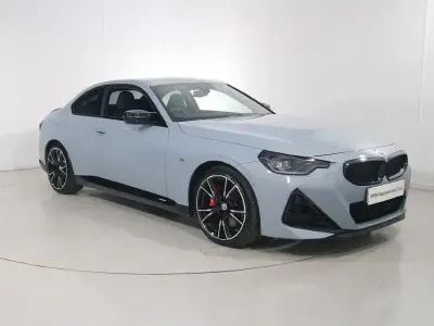 Begagnad BMW M240 M Sport 374 HK (275 kW) 2023 Grå Sportkupé