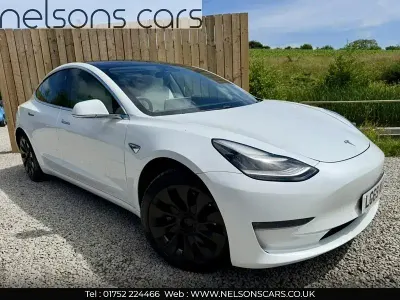 Used Tesla Model 3 Performance 330 kW (449 HP) 2019 White Sedan