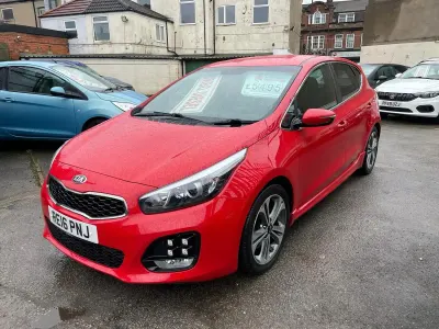 Used Kia Ceed GT-Line 136 HP (100 kW) 2016 Red Hatchback