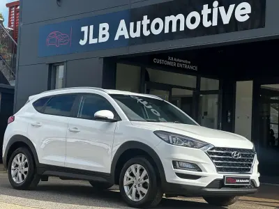 Used Hyundai Tucson SE 132 HP (97 kW) 2018 White SUV