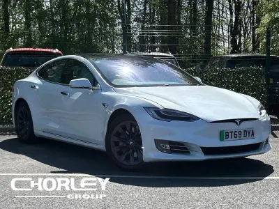 Used Tesla Model S 306 kW (417 HP) 2019 White Hatchback
