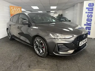 Używany Ford Focus ST-Line X 2025 Szary Hatchback