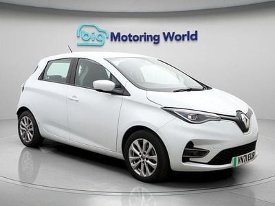 White Used 2021 Renault Zoe Iconic Hatchback | £9,200 (Fair price)