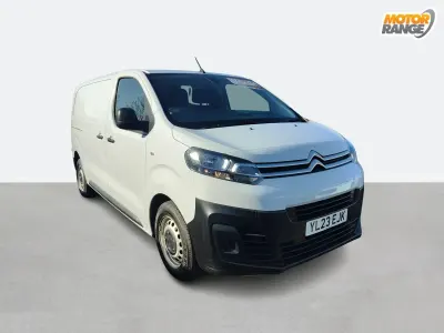 Begagnad Citroën Dispatch 100 HK (73 kW) 2023 Vit Minibuss