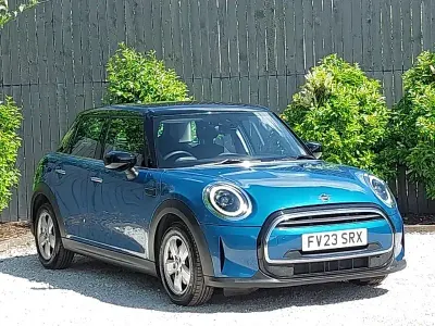 Used Mini Cooper Classic 136 HP (100 kW) 2023 Island blue Hatchback