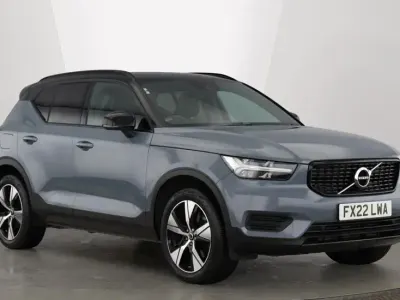 Used Volvo XC40 R-Design 211 HP (155 kW) 2021 Thunder grey SUV