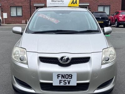 Usado Toyota Auris 2024 Prateado Citadino