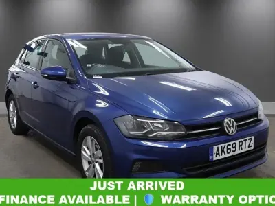 Used VW Polo SE 80 HP (58 kW) 2019 Blue Hatchback