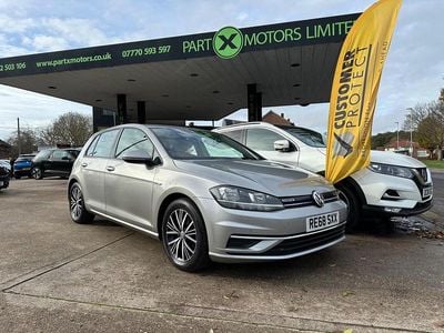 Used VW Golf VII SE 130 HP (95 kW) 2018 Silver Hatchback