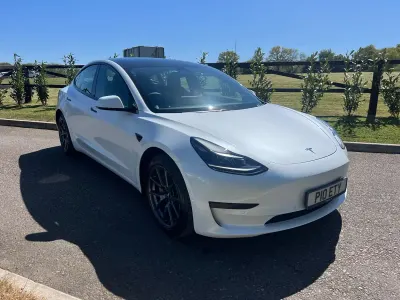 Usado Tesla Model 3 Standard Range 177 kW (241 CV) 2021 Blanco Berlina