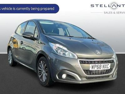 Used 2019 Peugeot 208 Signature Sky Hatchback | £6,722 (Fair price)