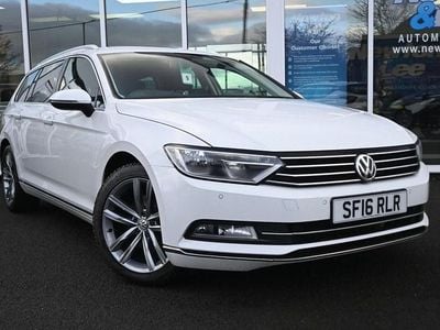 White Used 2016 VW Passat GT Estate | £8,400 (Good price)