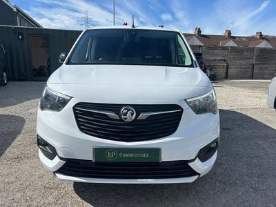 Used Vauxhall Combo S 100 HP (73 kW) 2023 White MPV