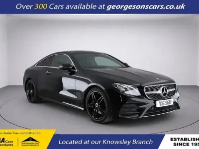 Gebraucht Mercedes E220 AMG line 2018 Schwarz Coupé