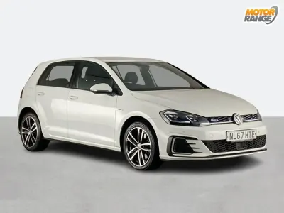 Używany VW Golf VII GTE 204 KM (150 kW) 2017 Biały Hatchback