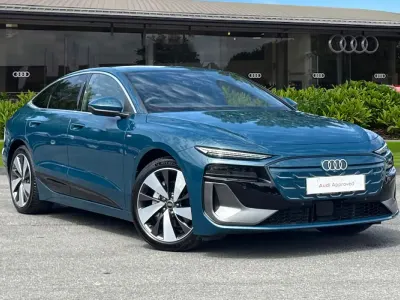 New Audi A6 e-tron S-Line 269 kW (367 HP) 2025 Blue Hatchback