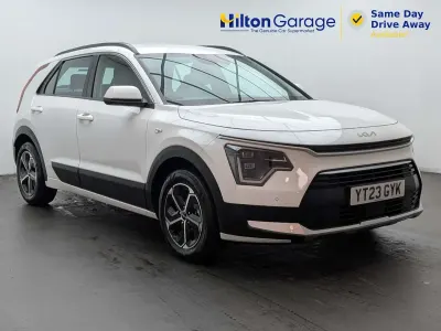 Used Kia Niro 139 HP (102 kW) 2023 White SUV