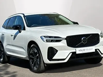 Second-hand Volvo XC60 Plus 250 CP (183 kW) 2025 Alb SUV