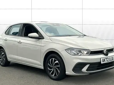 Begagnad VW Polo Life 95 HK (69 kW) 2022 Grå Halvkombi