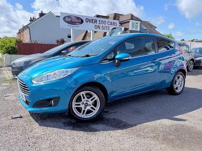 Used Ford Fiesta Zetec 125 HP (91 kW) 2013 Blue Hatchback