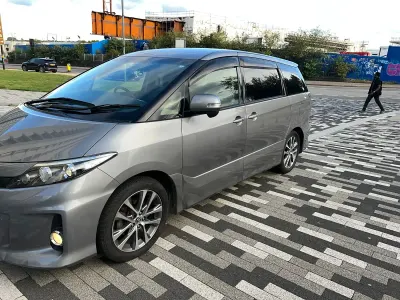 Used Toyota Estima