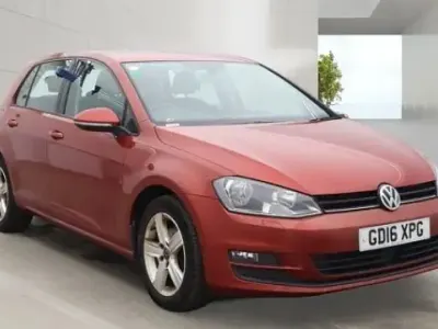Used VW Golf VII Edition 110 HP (80 kW) 2016 Red Hatchback