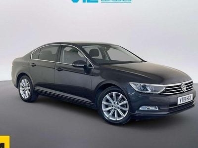 Used VW Passat Business 150 HP (110 kW) 2019 Grey Sedan