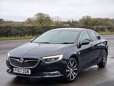 Green Used 2017 Vauxhall Insignia Elite Hatchback | £8,495 (Fair price)