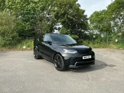 Used Land Rover Discovery 5 SE Dynamic 296 HP (217 kW) 2021 Black SUV