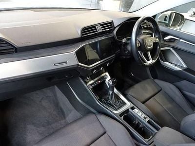Used Audi Q3 Sport 150 HP (110 kW) 2019 Silver SUV