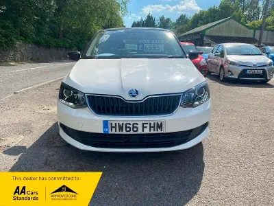 Used Skoda Fabia Colour Edition 2016 White Hatchback
