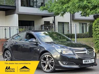 Used Vauxhall Insignia Edition 140 HP (102 kW) 2014 Black Hatchback