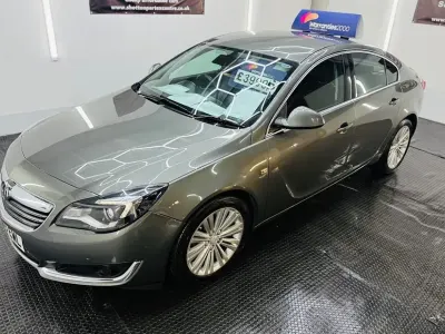 Used Vauxhall Insignia 170 HP (125 kW) 2016 Grey Hatchback