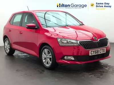 Used Skoda Fabia SE 75 HP (55 kW) 2018 Red Hatchback