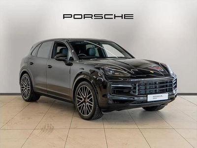 Black New 2025 Porsche Cayenne SUV | £91,490 (Fair price)