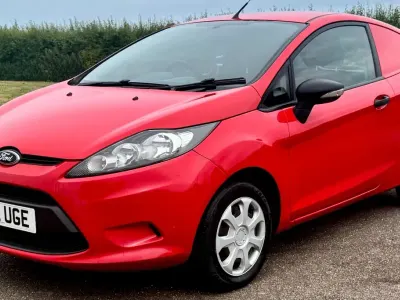 Used Ford Fiesta 2012 Red Van
