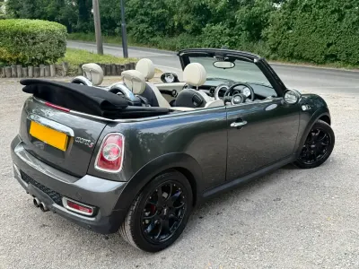 Używany Mini Cooper S Cabriolet 184 KM (135 kW) 2011 Szary Kabriolet