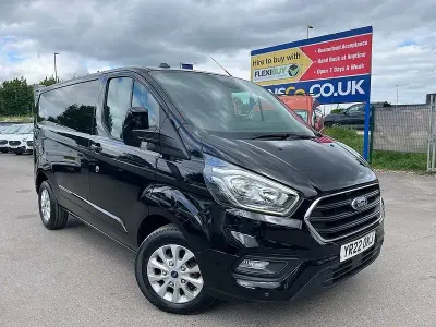Używany Ford Transit Custom Limited 130 KM (95 kW) 2022 Czarny Van