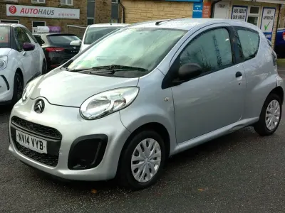 Usado Citroën C1 68 CV (50 kW) 2014 Gris Utilitario