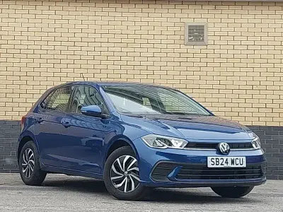Used VW Polo Life 95 HP (69 kW) 2024 Blue Hatchback