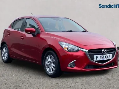Używany Mazda 2 90 KM (66 kW) 2018 Czerwony Hatchback