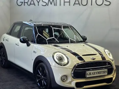 Used Mini Cooper S Hatch 170 HP (125 kW) 2016 White Hatchback