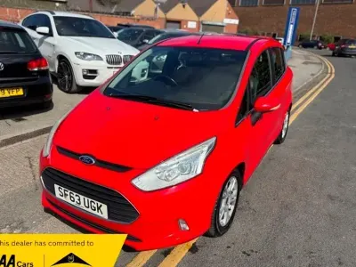 Usado Ford B-MAX Zetec 105 HP (77 kW) 2013 Vermelho Monovolume