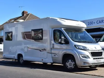 Second-hand Peugeot Boxer 2021 Alb Van