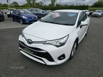 Used Toyota Avensis Business Edition 147 HP (108 kW) 2017 White Sedan