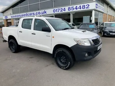 Używany Toyota HiLux Active 144 KM (105 kW) 2014 Biały Pickup