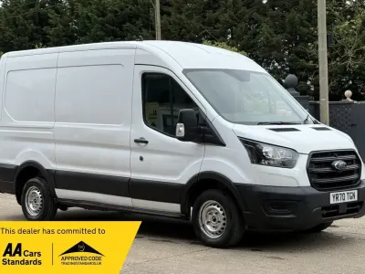 Begagnad Ford Transit S 130 HK (95 kW) 2020 Vit Van